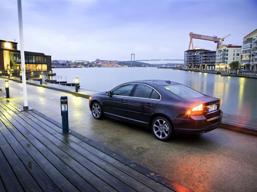  Volvo S80 T6 2008 года  (фото 5 из 7)